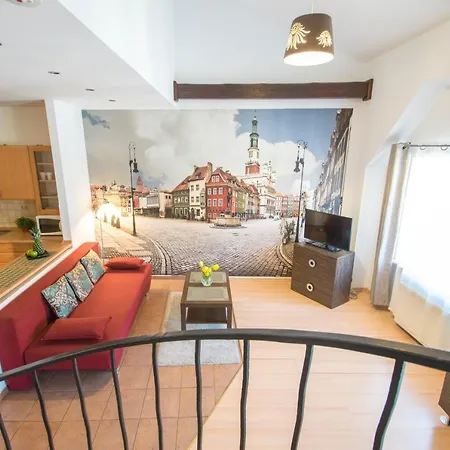Old Town Apartment *